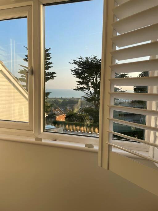 The Bolt Hole Hythe Panoramic Coast And Sea Views Villa Luaran gambar
