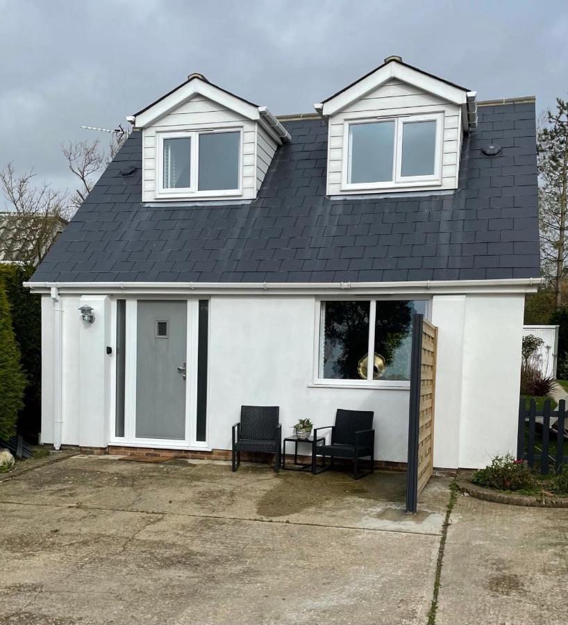 The Bolt Hole Hythe Panoramic Coast And Sea Views Villa Luaran gambar