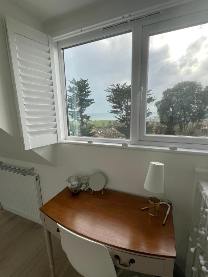 The Bolt Hole Hythe Panoramic Coast And Sea Views Villa Luaran gambar